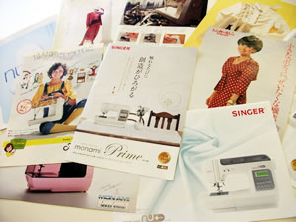 歴代シンガーミシンのカタログ